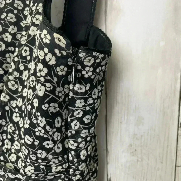 Ann Taylor 100% Silk Floral Dress Black Size 4 Spring/Summer/Special Occasion - Picture 5 of 11